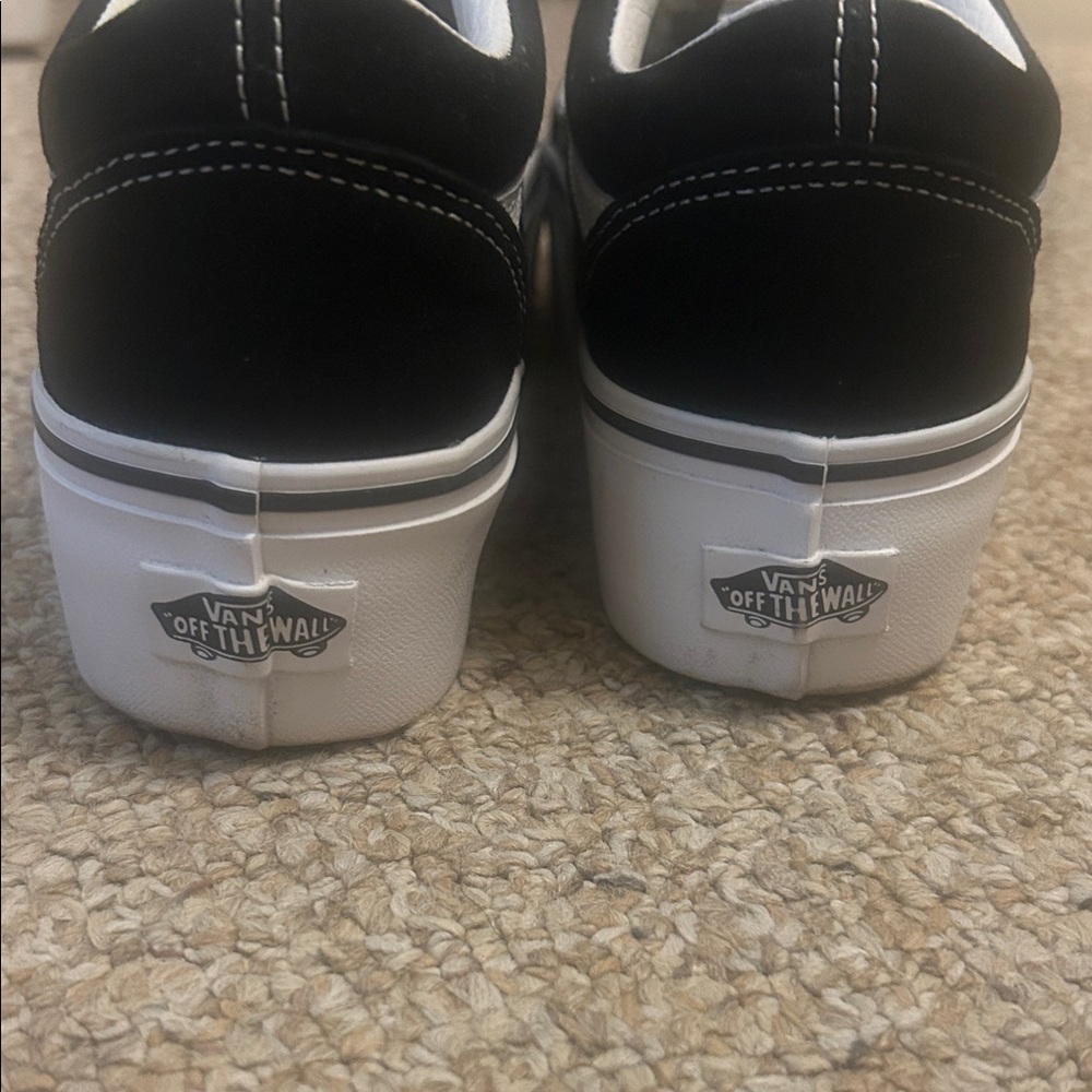 Vans Classic Black and White Low-Tops - Picture 7 of 8